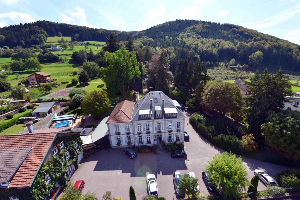 Logis La Residence Le Val-dʼAjol Exterior foto