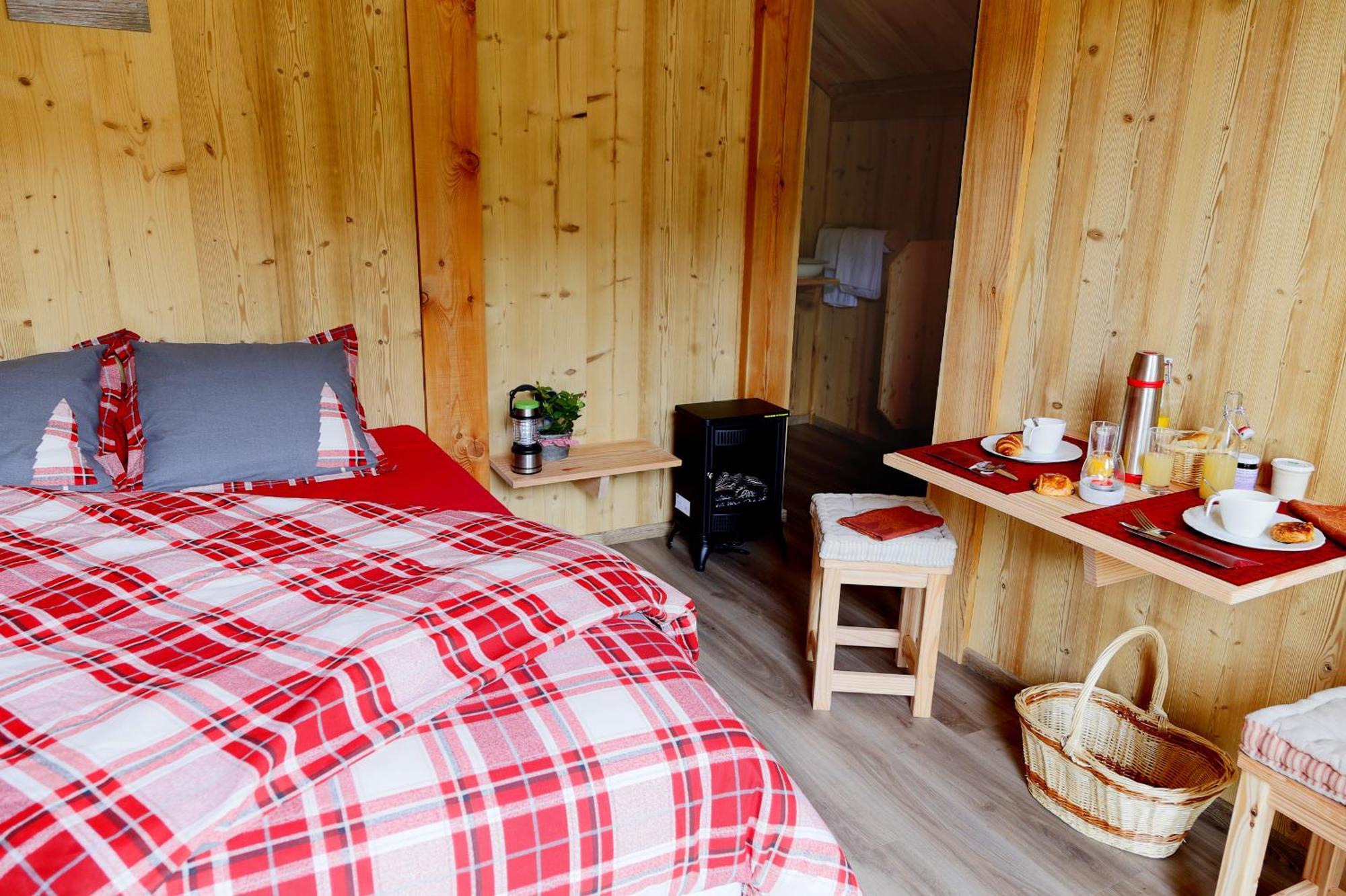 Logis La Residence Le Val-dʼAjol Exterior foto